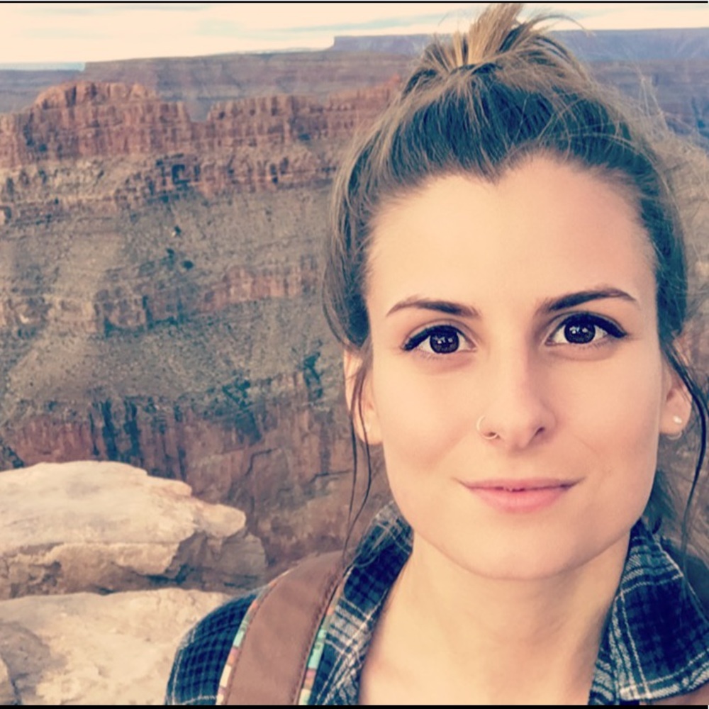 Meet your Posher, Lauren